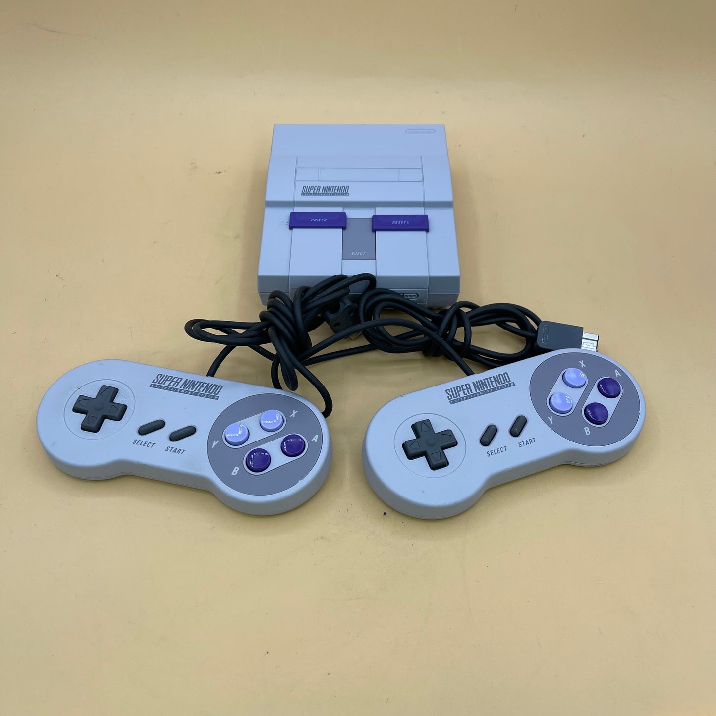Super Nintendo Entertainment System SNES Video Game Console CLV-201 Gray