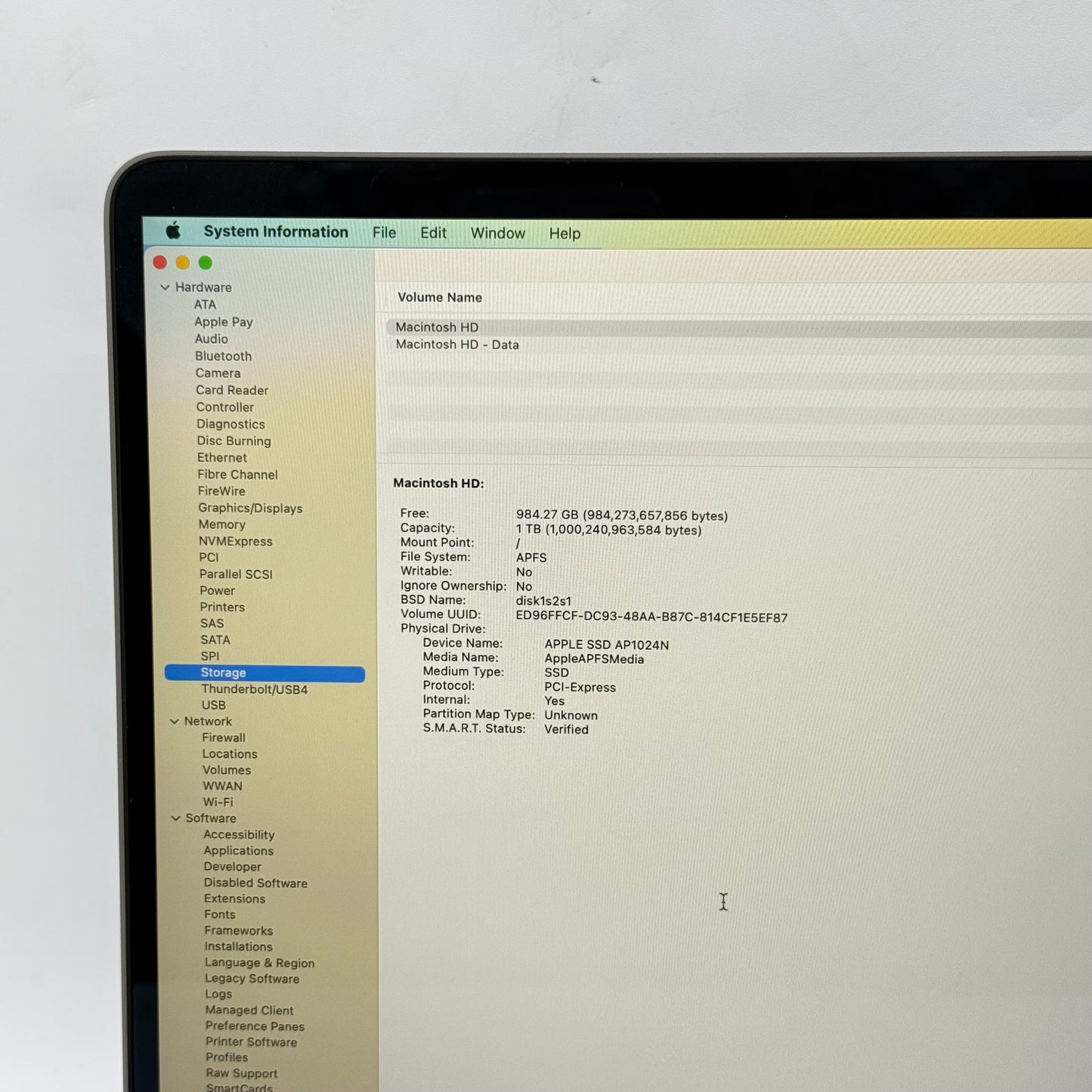 2019 Apple MacBook Pro 16" i9 2.4GHz 32GB RAM 1TB SSD Silver A2141
