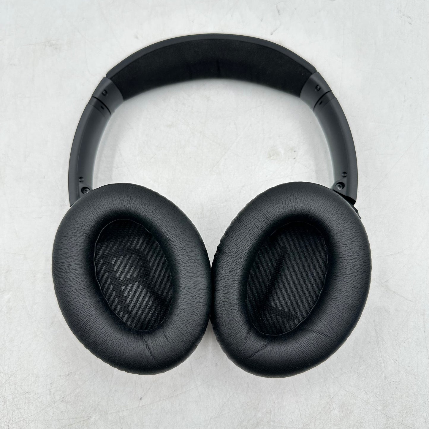 Bose QuietComfort 35 II QC35 Over-Ear Wireless Noise Cancelling Headphones READ