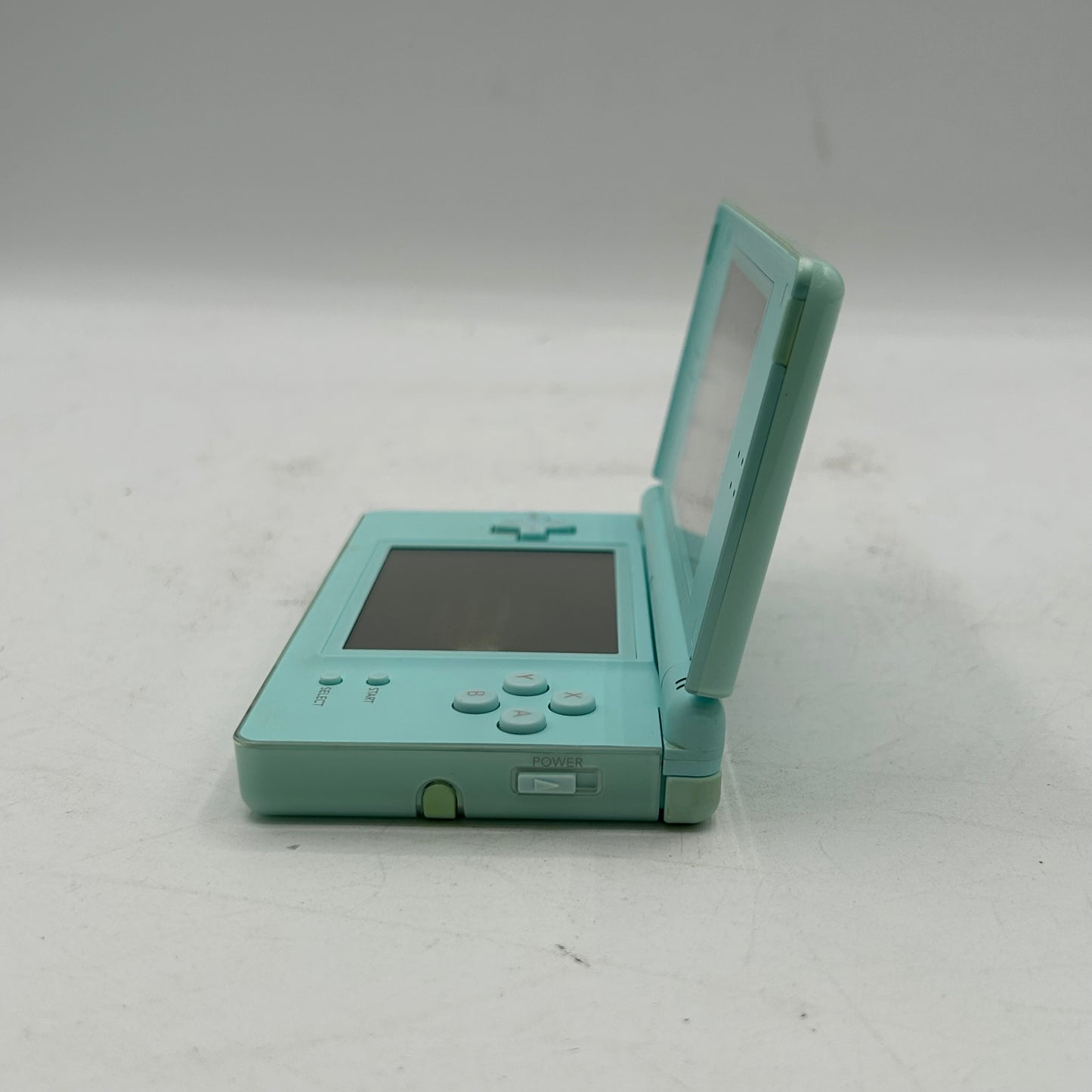 USG-001 (Nintendo DS Lite, 2006)