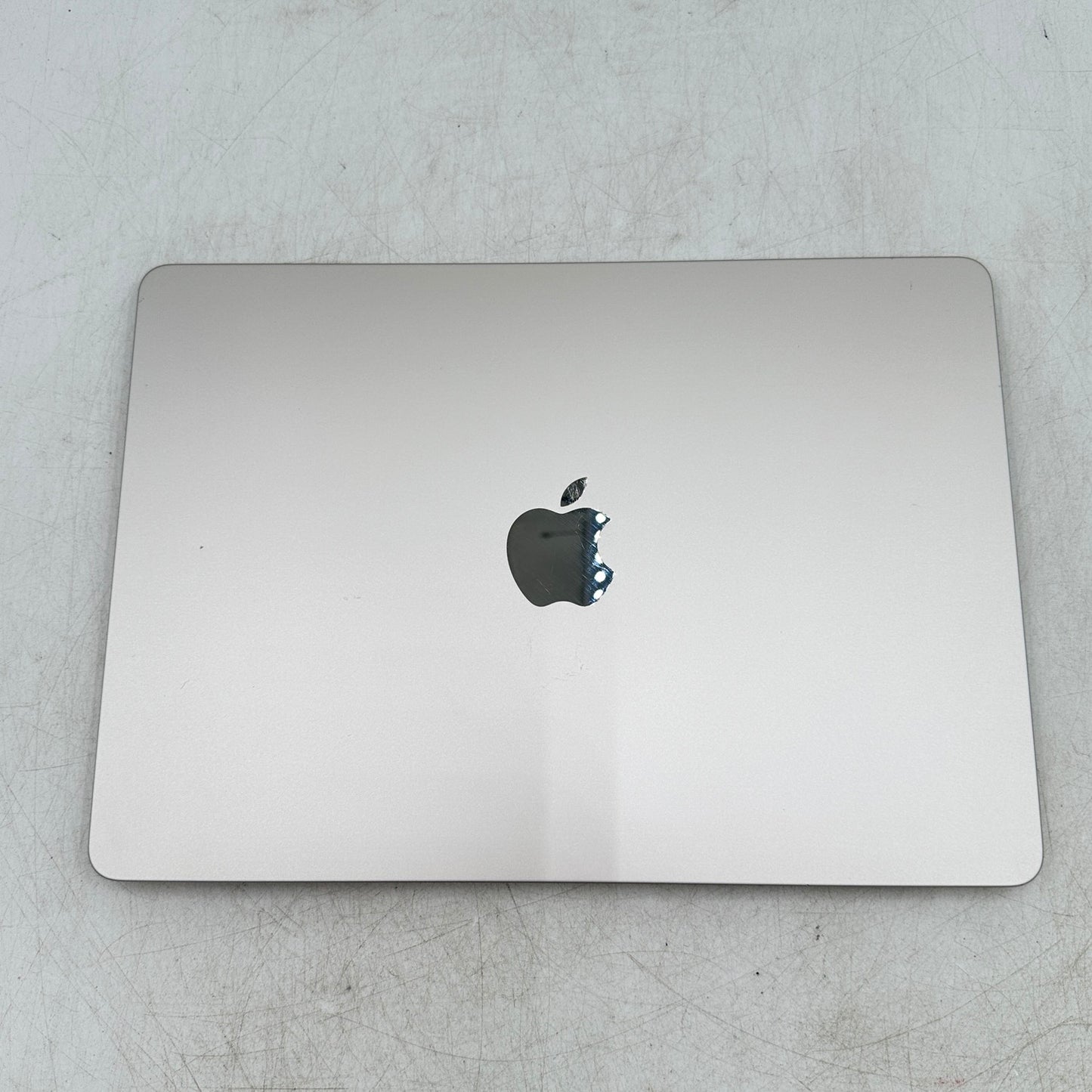 2022 Apple MacBook Air 13.6" M2 8C GPU 3.5GHz 16GB RAM 256GB SSD A2681
