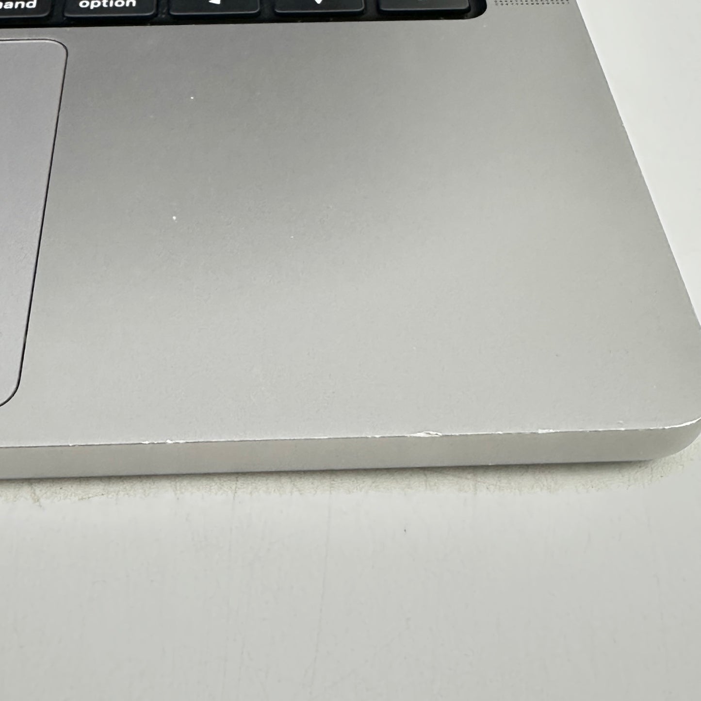 2021 Apple MacBook Pro 14" M1 Pro 14C GPU 3.2GHz 16GB RAM 512GB SSD A2442