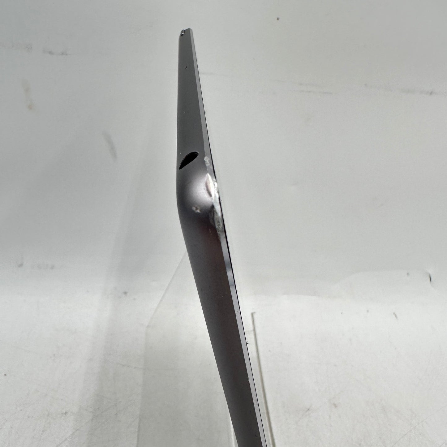 WiFi Only Apple iPad Air 1st Gen 32GB Space Gray MD786LL/B