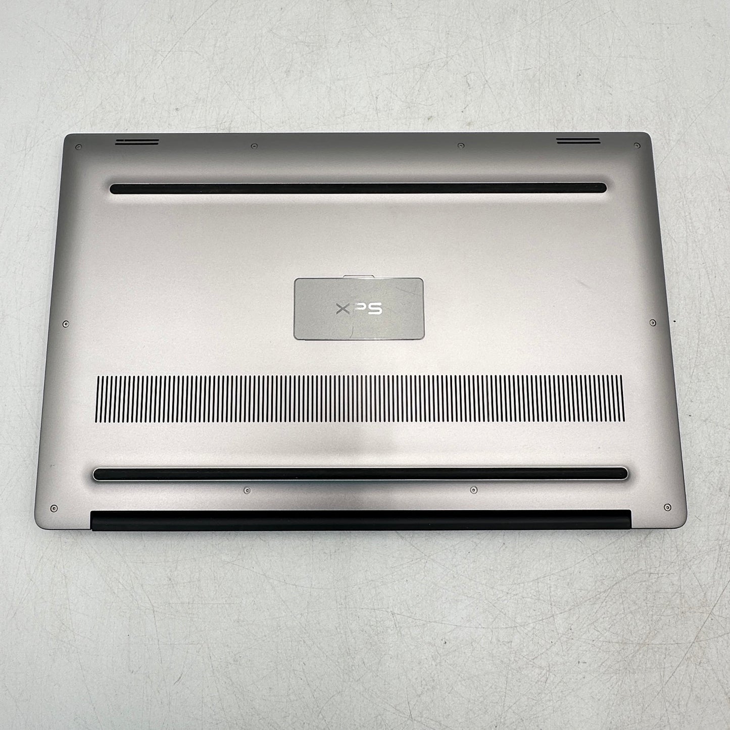 Broken Dell XPS 15 9560 P56F001 15.6" i7-7700HQ 2.8GHz 16GB RAM 512GB SSD GTX 1050