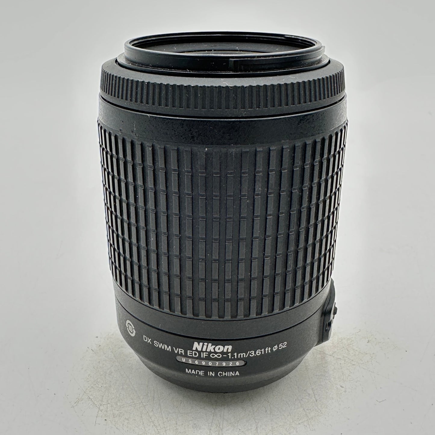 Nikon AF-S DX NIKKOR 55-200mm f/3.5-5.6 G ED VR READ
