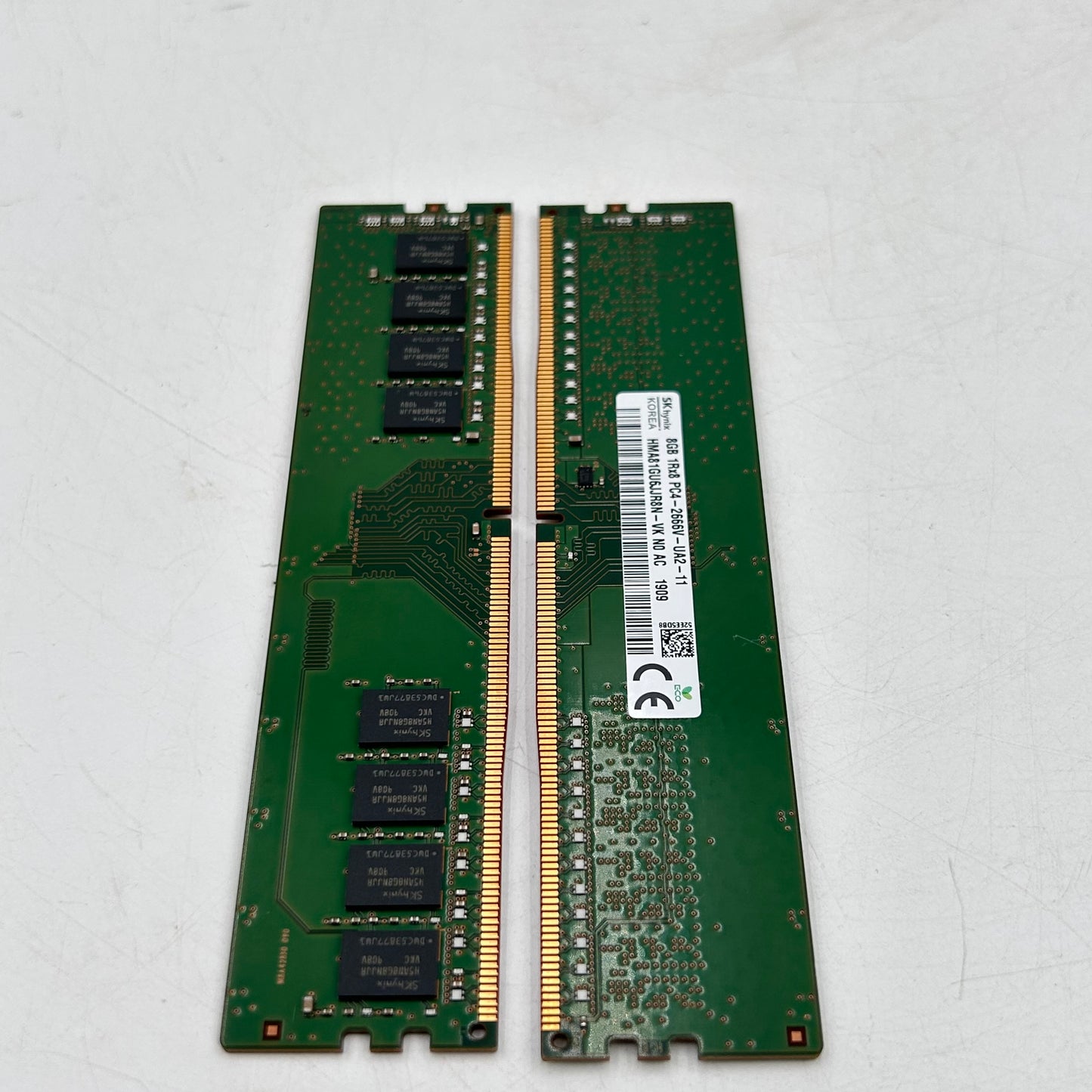 SK Hynix HMA81GU6JJR8N-VK 16GB (2x8GB) RAM DDR4 2666MHz PC4-2666V-UA2-11