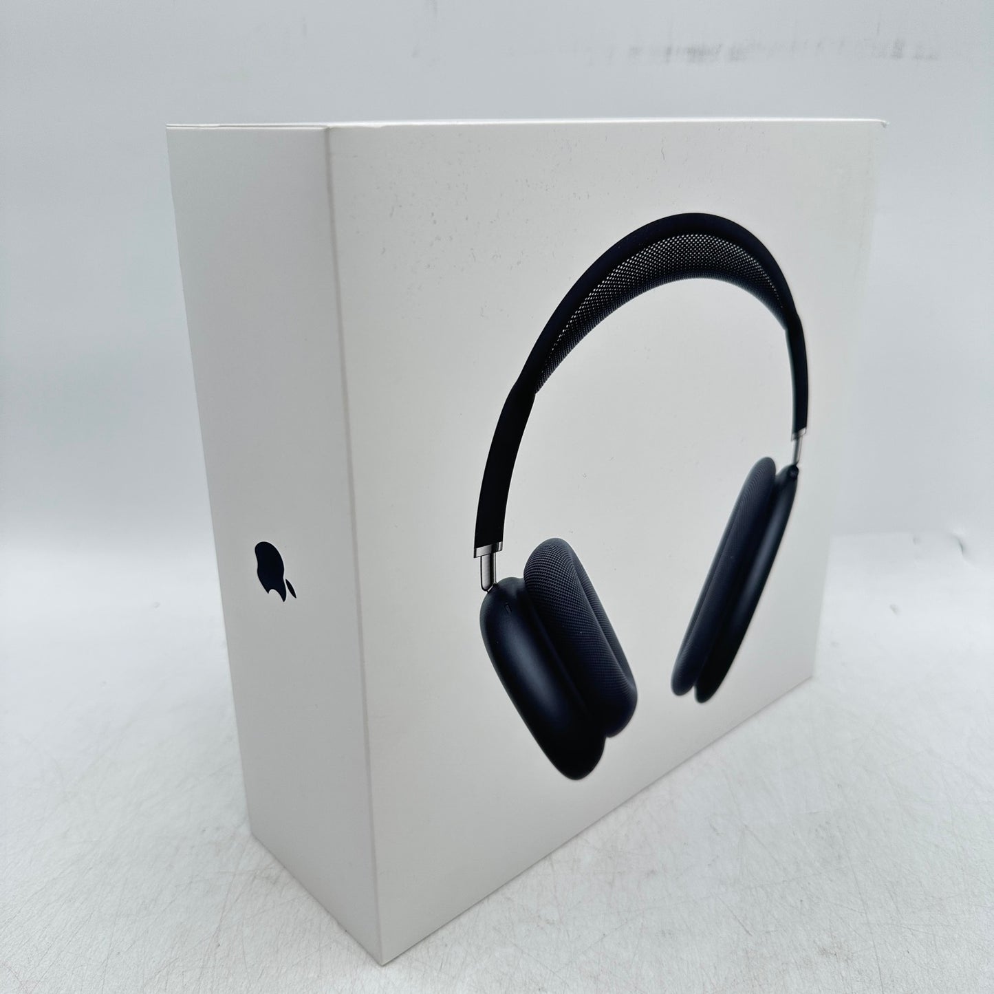 New Apple AirPods Max USB-C Wireless Over-Ear Headphones Midnight MWW43AM/A
