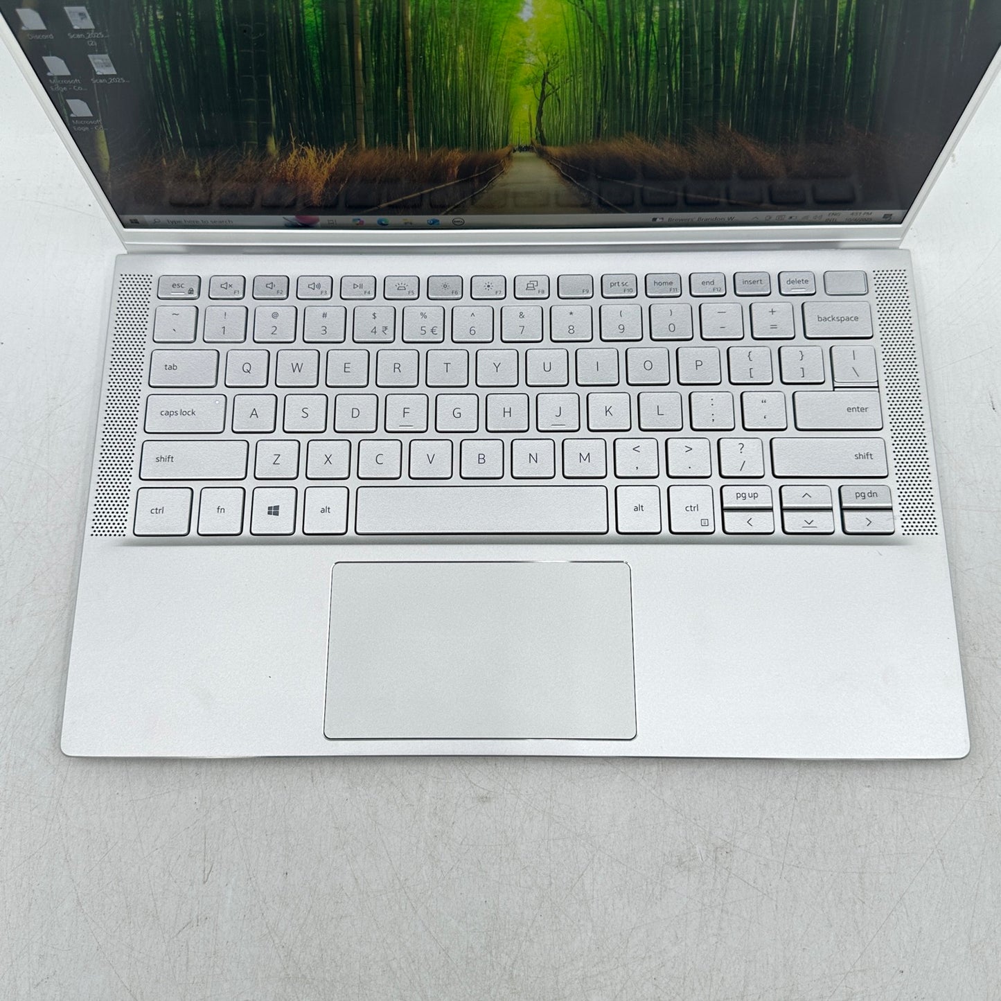 Dell Inspiron 7300  P122G001  13.3" i5-1135G7 2.4GHz 8GB RAM 512GB SSD