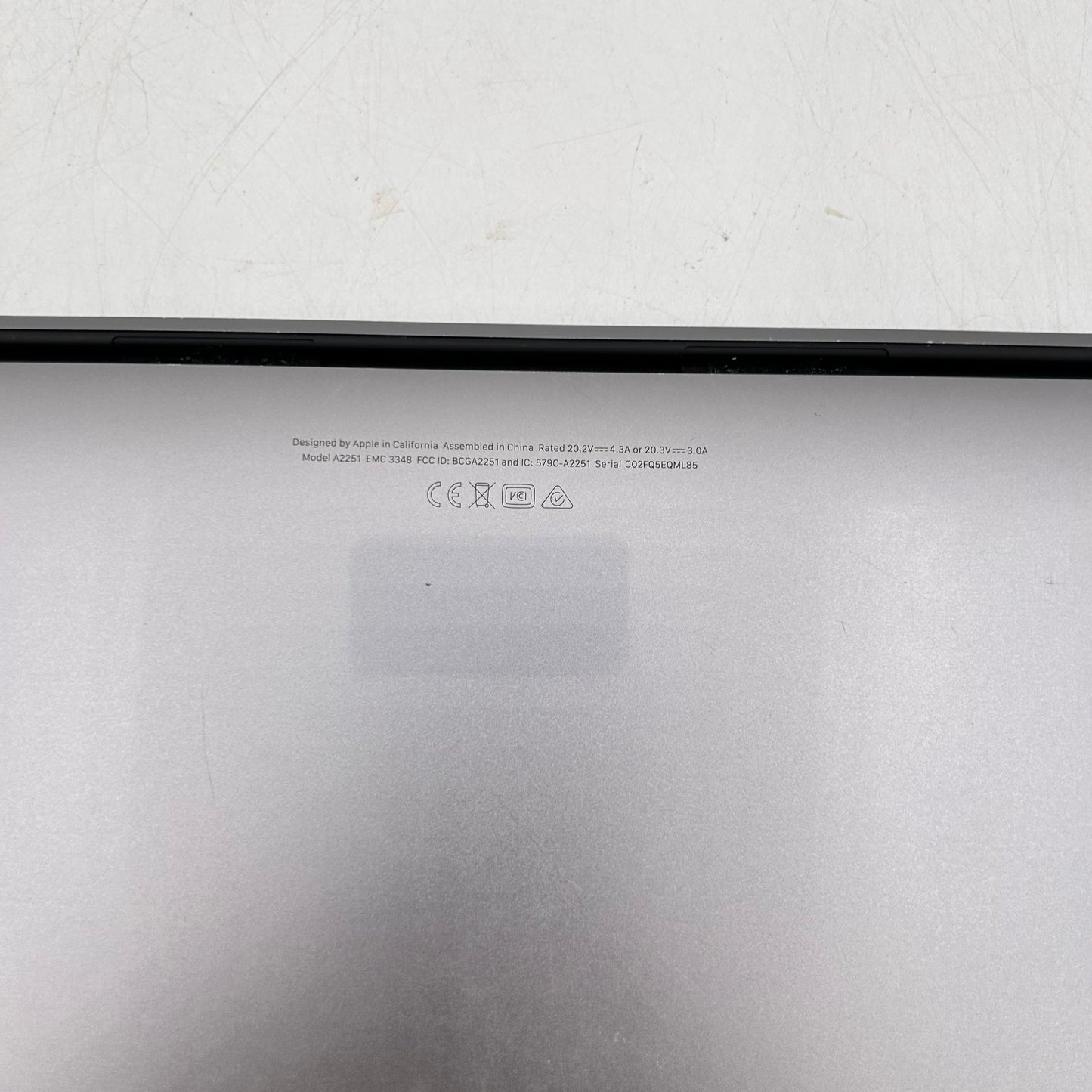 2020 Apple MacBook Pro 13.3" i7 2.3GHz 16GB RAM 512GB SSD Space Gray A2251