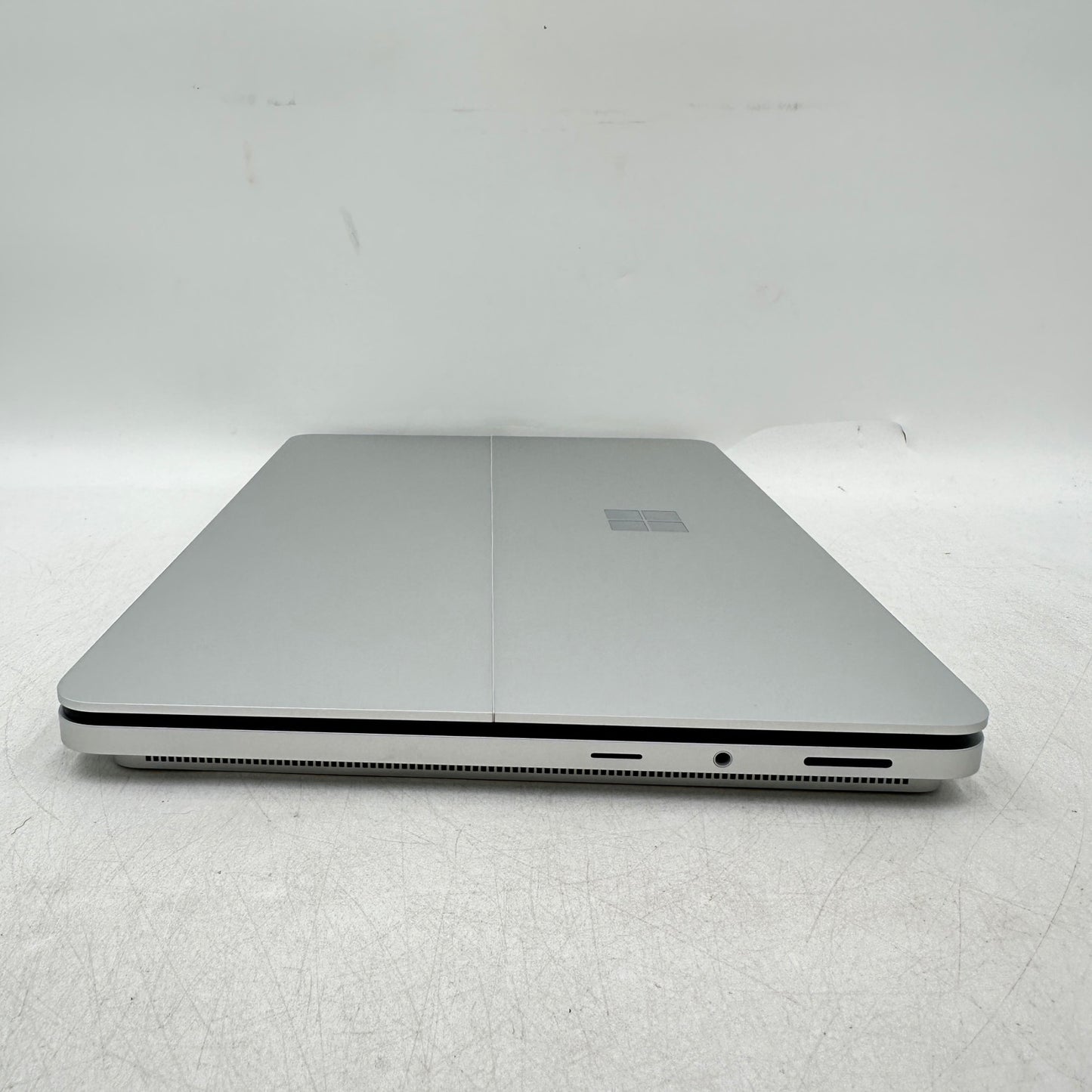 Microsoft Surface Laptop Studio 2 2029 i7-13700H 2.9GHz 32GB RAM 1TB SSD RTX4050