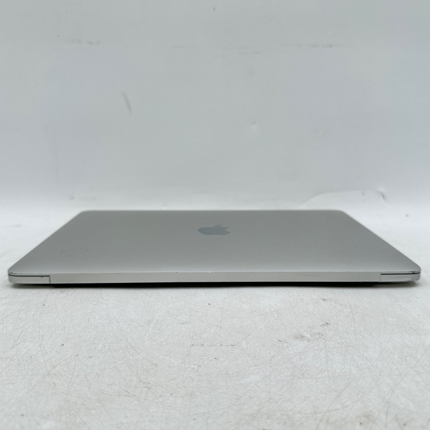 2020 Apple MacBook Pro 13.3" M1 8C GPU 3.2GHz 8GB RAM 256GB SSD READ