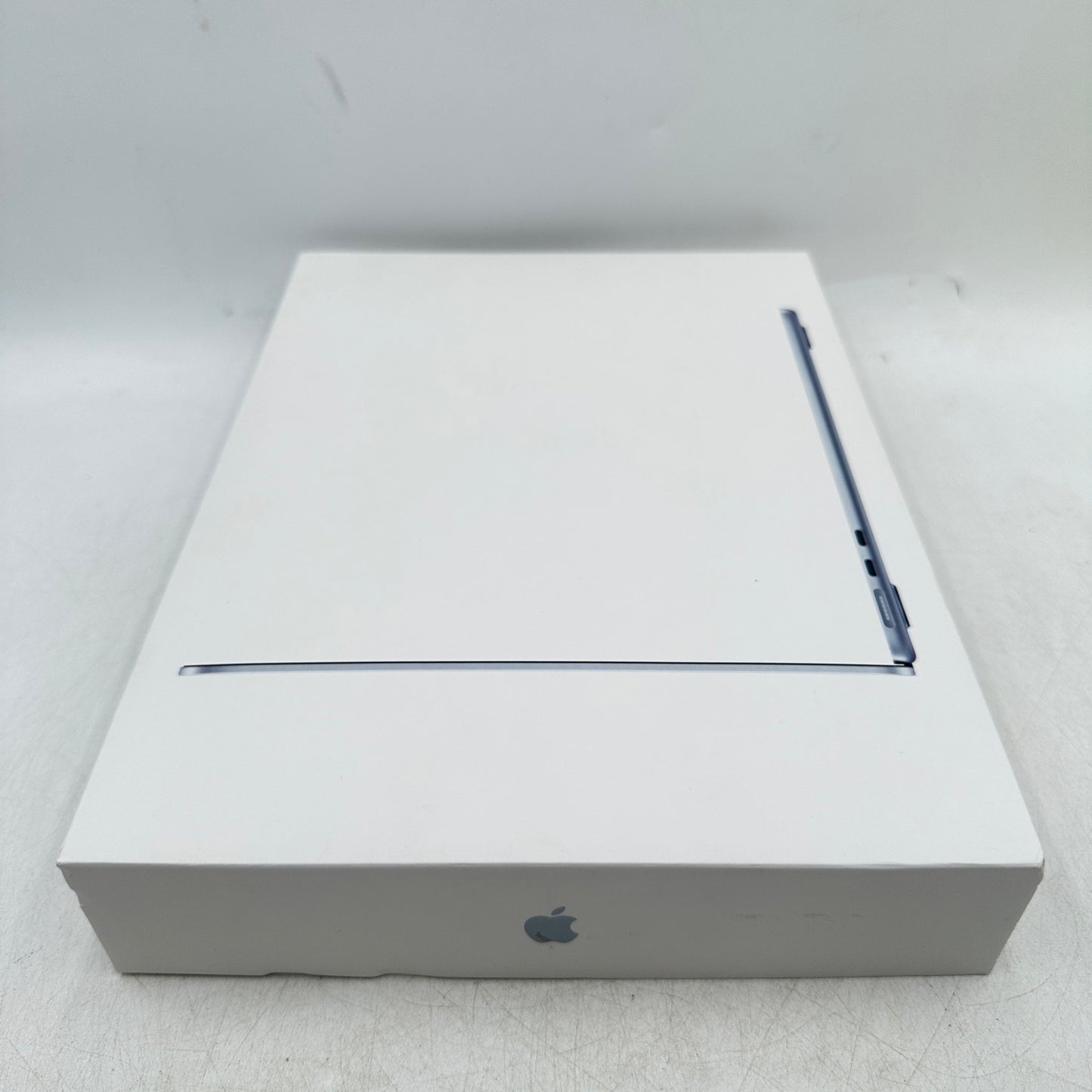 2025 Apple MacBook Air 13.3" M4 8C GPU 4.5GHz 16GB RAM 256GB SSD MCT64LL/A