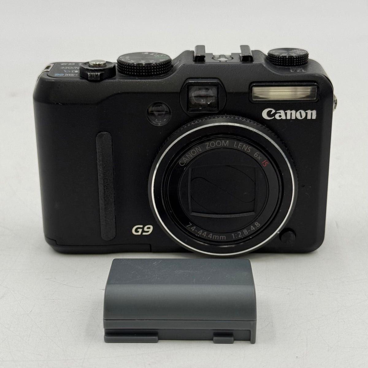 Canon PowerShot G9 12.1MP Digital Point-And-Shoot Camera