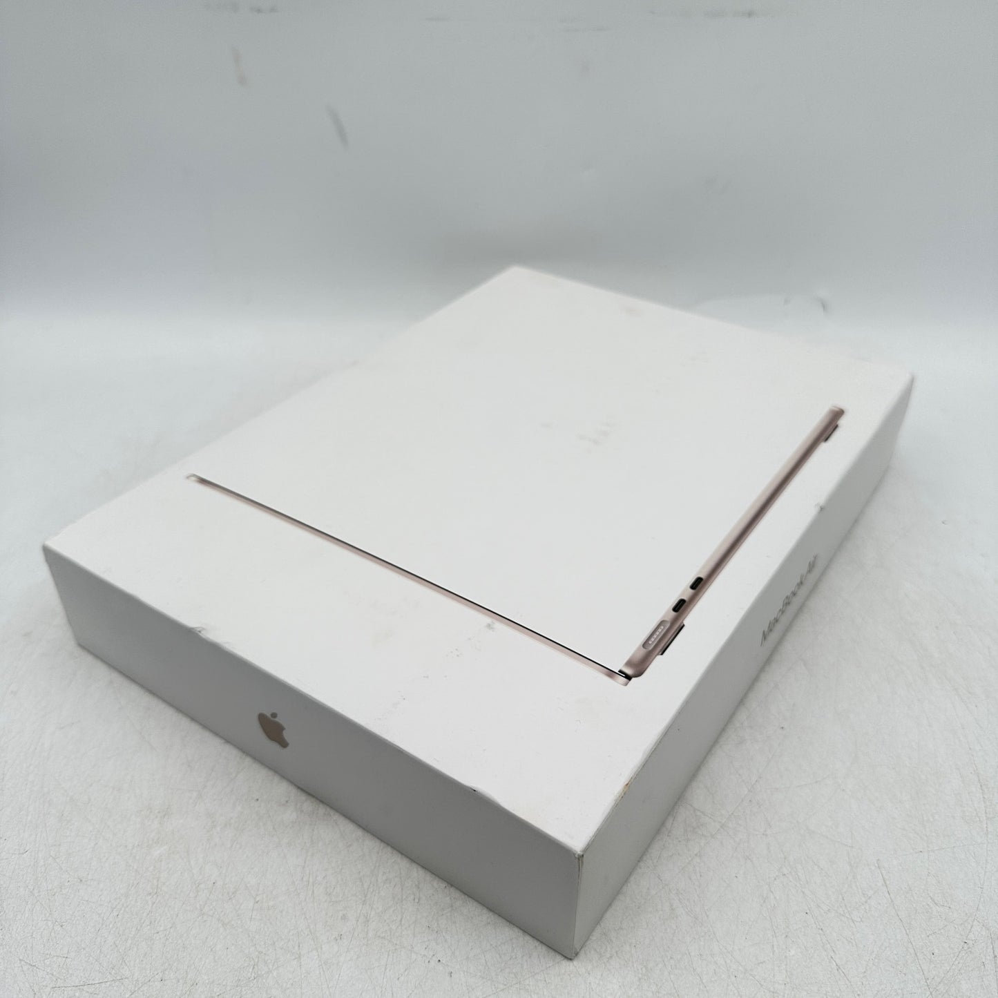 New 2025 Apple MacBook Air 13.3" M4 8C GPU 4.5GHz 16GB RAM 256GB SSD MW0Y3LL/A