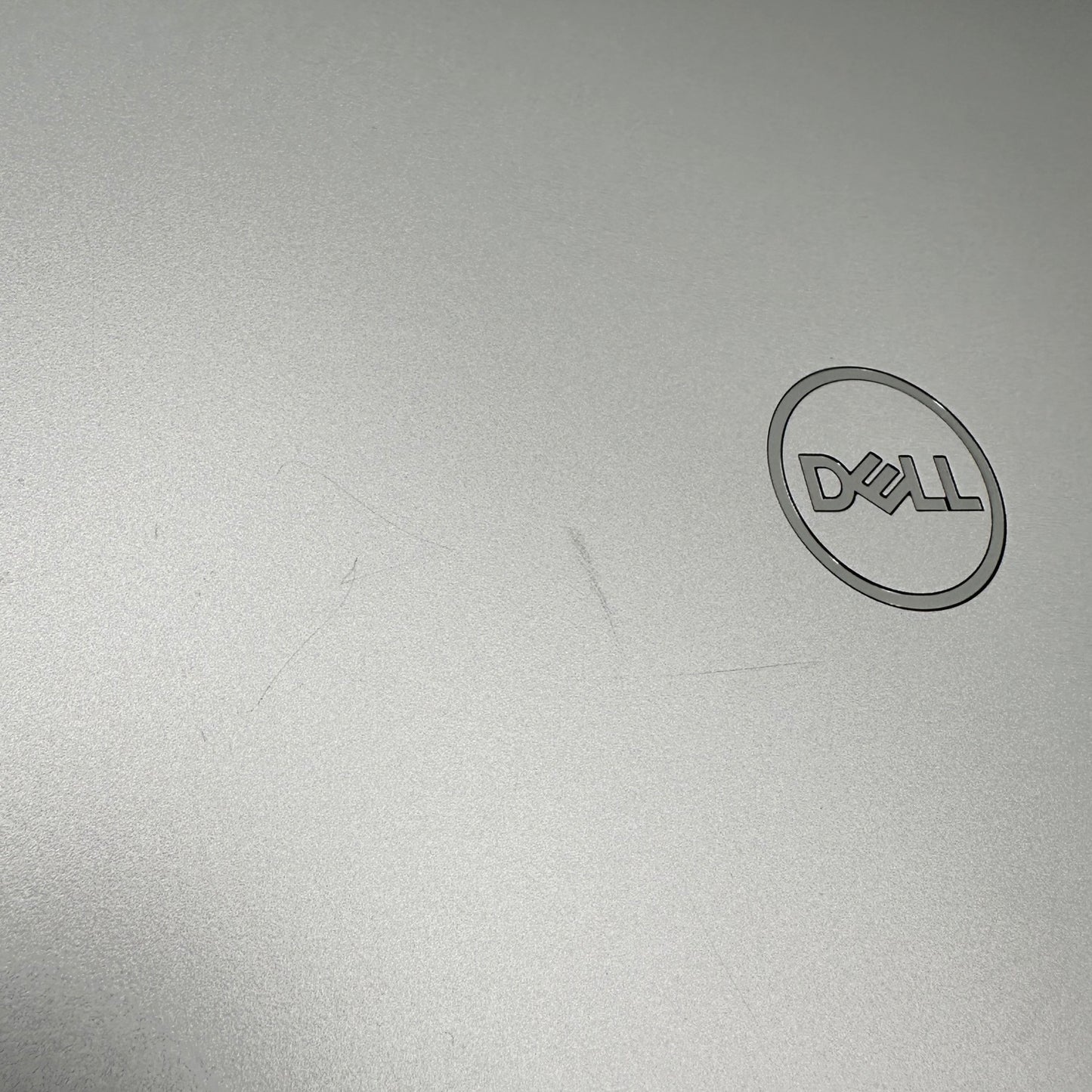 Dell Inspiron 7300  P122G001  13.3" i5-1135G7 2.4GHz 8GB RAM 512GB SSD