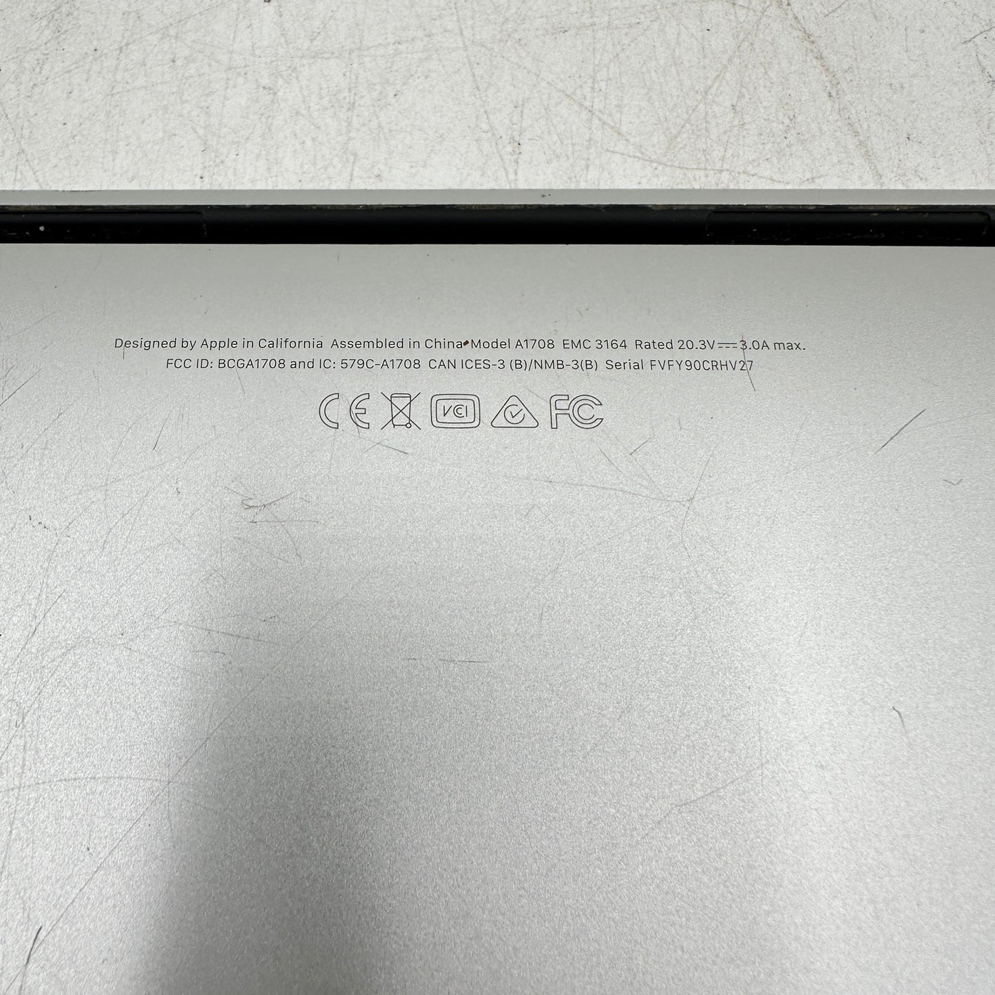 Broken 2017 Apple MacBook Pro 13.3" i5-7360U 2.3GHz 8GB RAM 128GB SSD A1708 READ