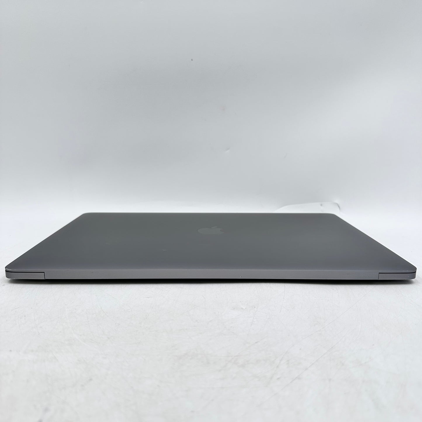 2019 Apple MacBook Pro 15" i9-9880H 2.3GHz 16GB RAM 512GB SSD 560X Gray READ