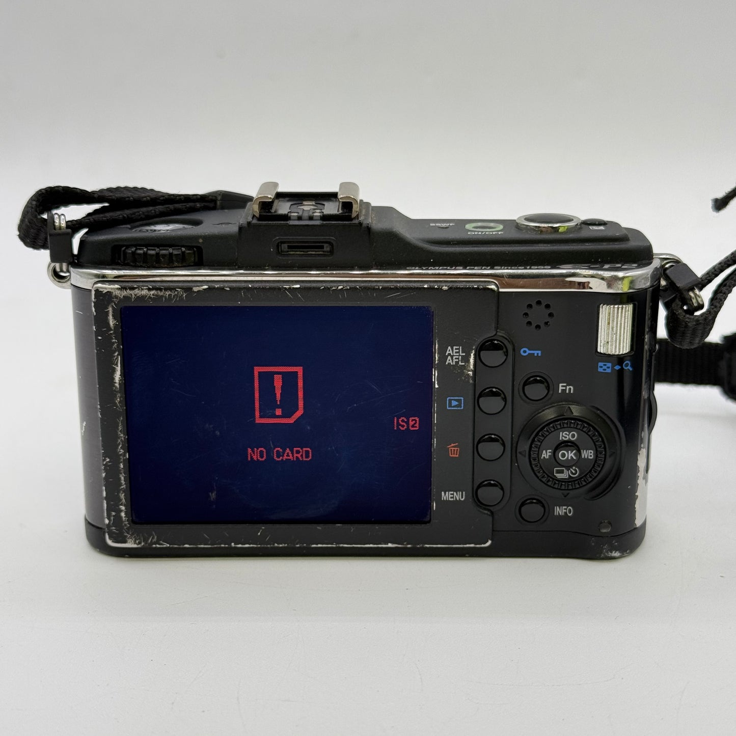 Broken Olympus Pen E-P2 12.3MP Micro-FourThirds Mirrorless Camera 28460 SC READ