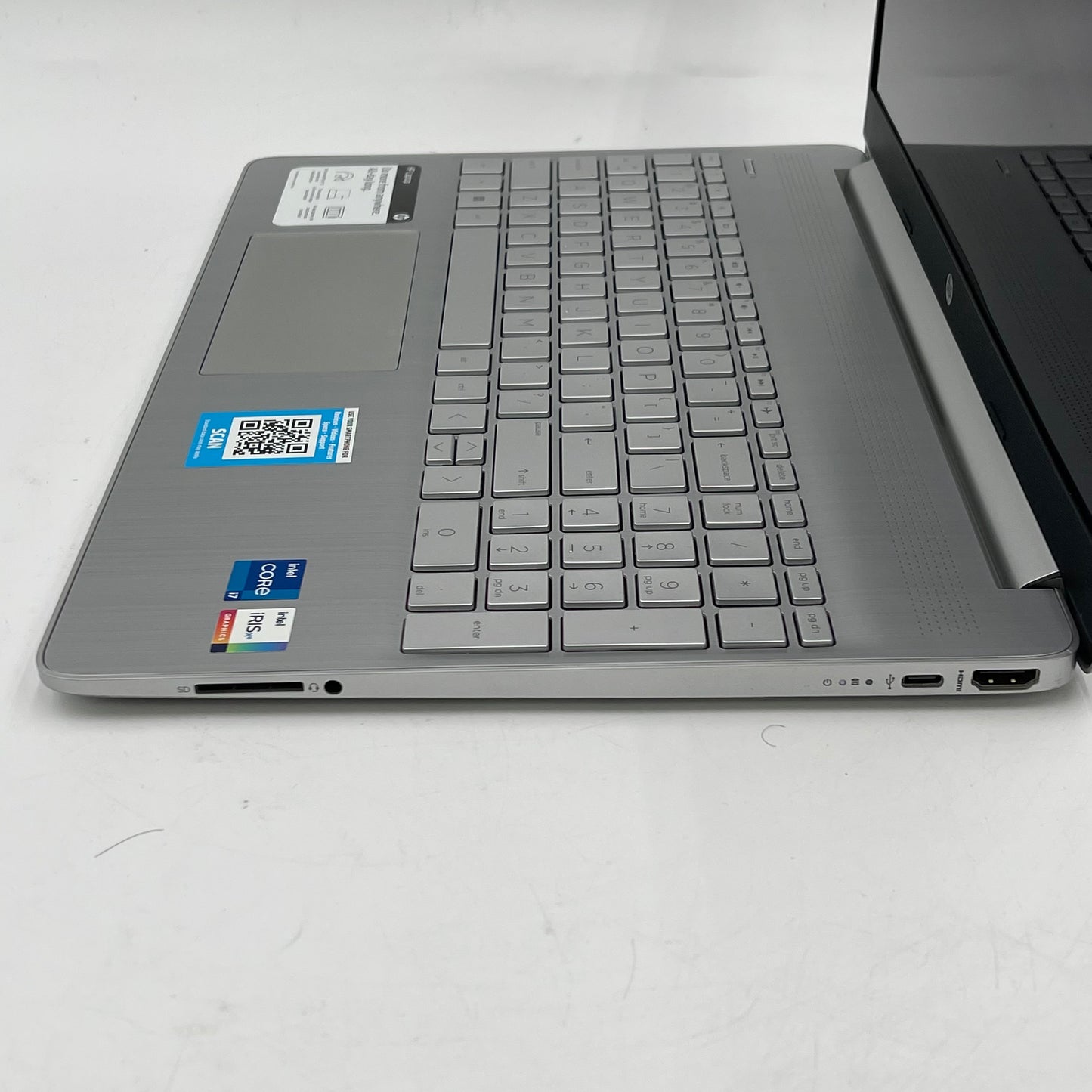 HP Laptop 15-dy2073dx 15.6" i7-1165G7 2.8GHz 16GB RAM 512GB SSD