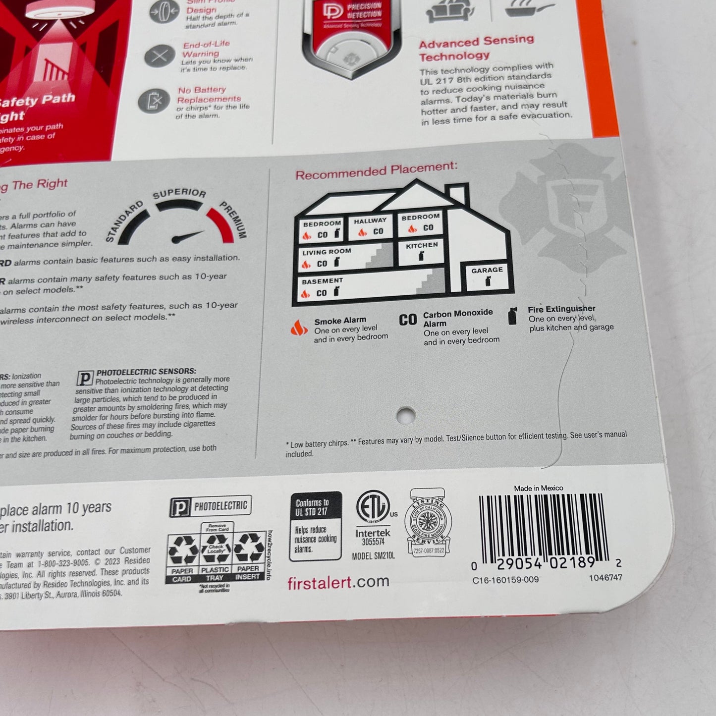 New First Alert Smoke Alarm Smoke Detector 1046747 Premium