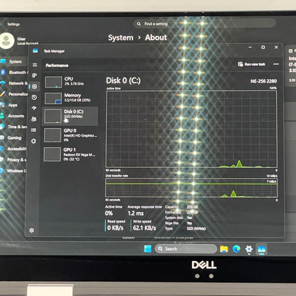 Dell XPS 15 9575 15.6" i7-8705G 3.1GHz 16GB RAM 256GB SSD