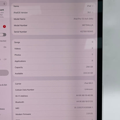 Unlocked Apple iPad Pro 13" M5 256GB Space Black ME7W4LL/A