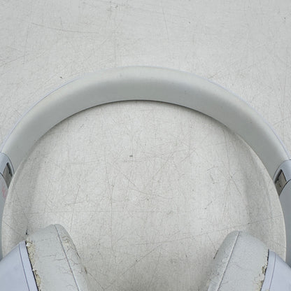 Beats Solo3 Wireless Over-Ear Bluetooth Headphones White A1796