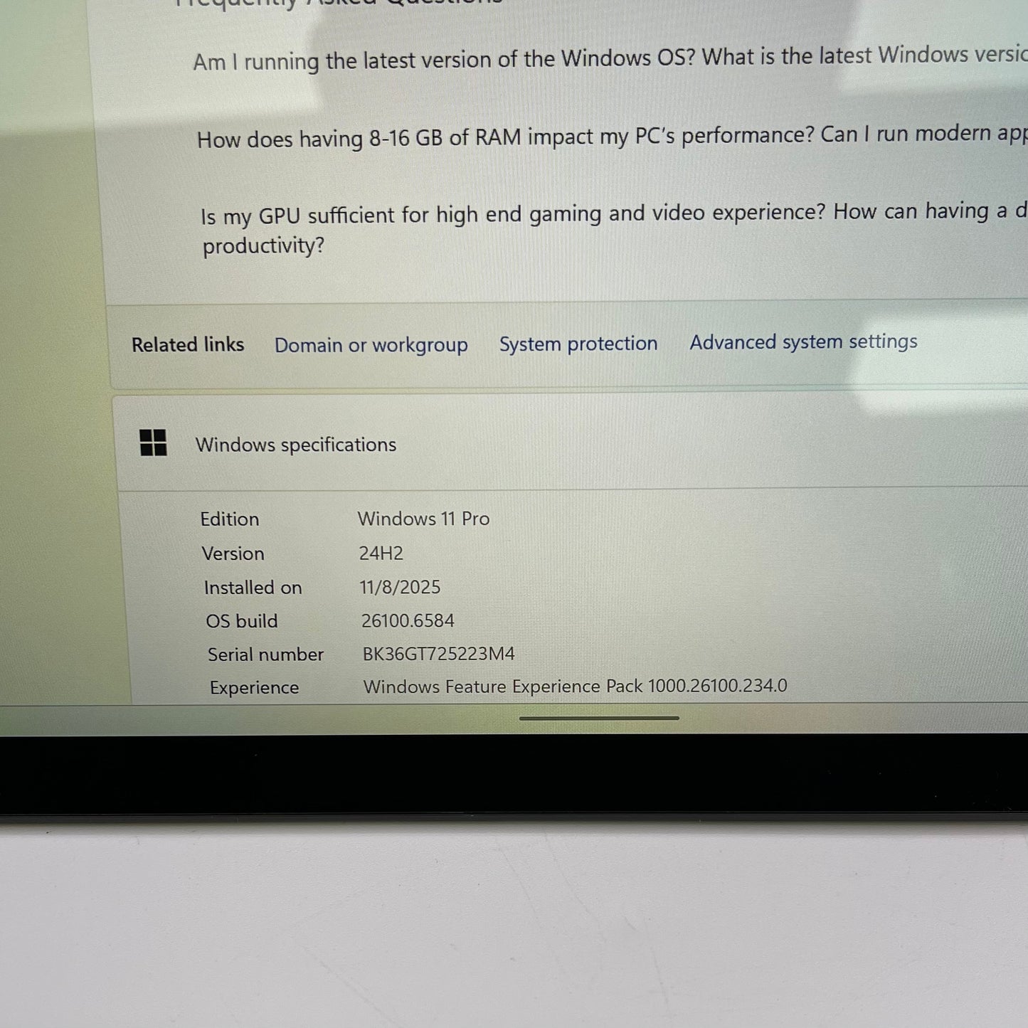 Microsoft Surface Pro 10 2079 Core Ultra 5 135H 2.1GHz 16GB RAM 256GB SSD