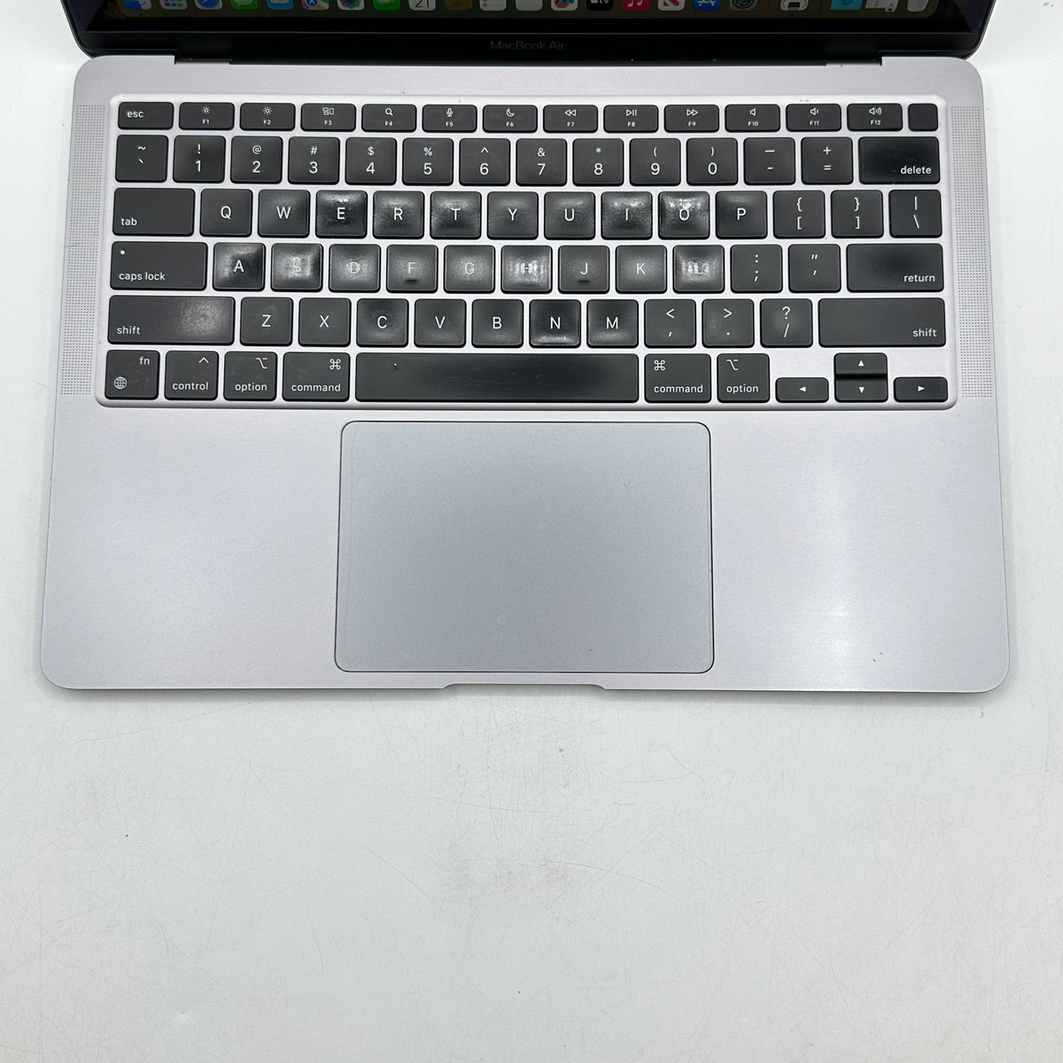 2020 Apple MacBook Air 13.3" M1 8C GPU 3.2GHz 16GB RAM 512GB SSD A2337
