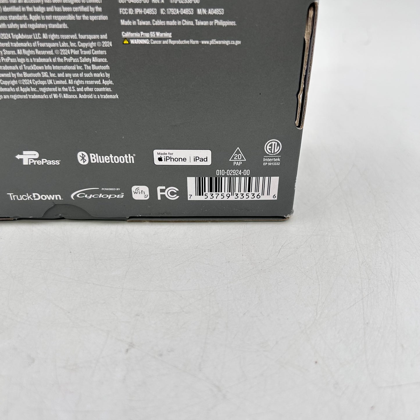 New Garmin dezl OTR720 7" GPS Truck Navigator 010-02924-00