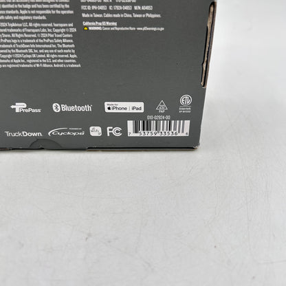 New Garmin dezl OTR720 7" GPS Truck Navigator 010-02924-00