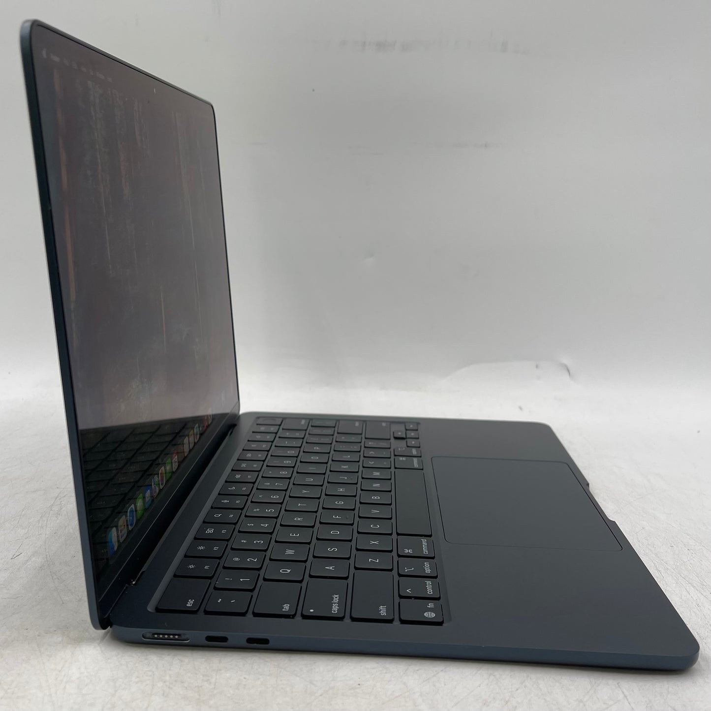 2025 Apple MacBook Air 13.6" M4 8C GPU 4.5GHz 16GB RAM 256GB SSD A3240