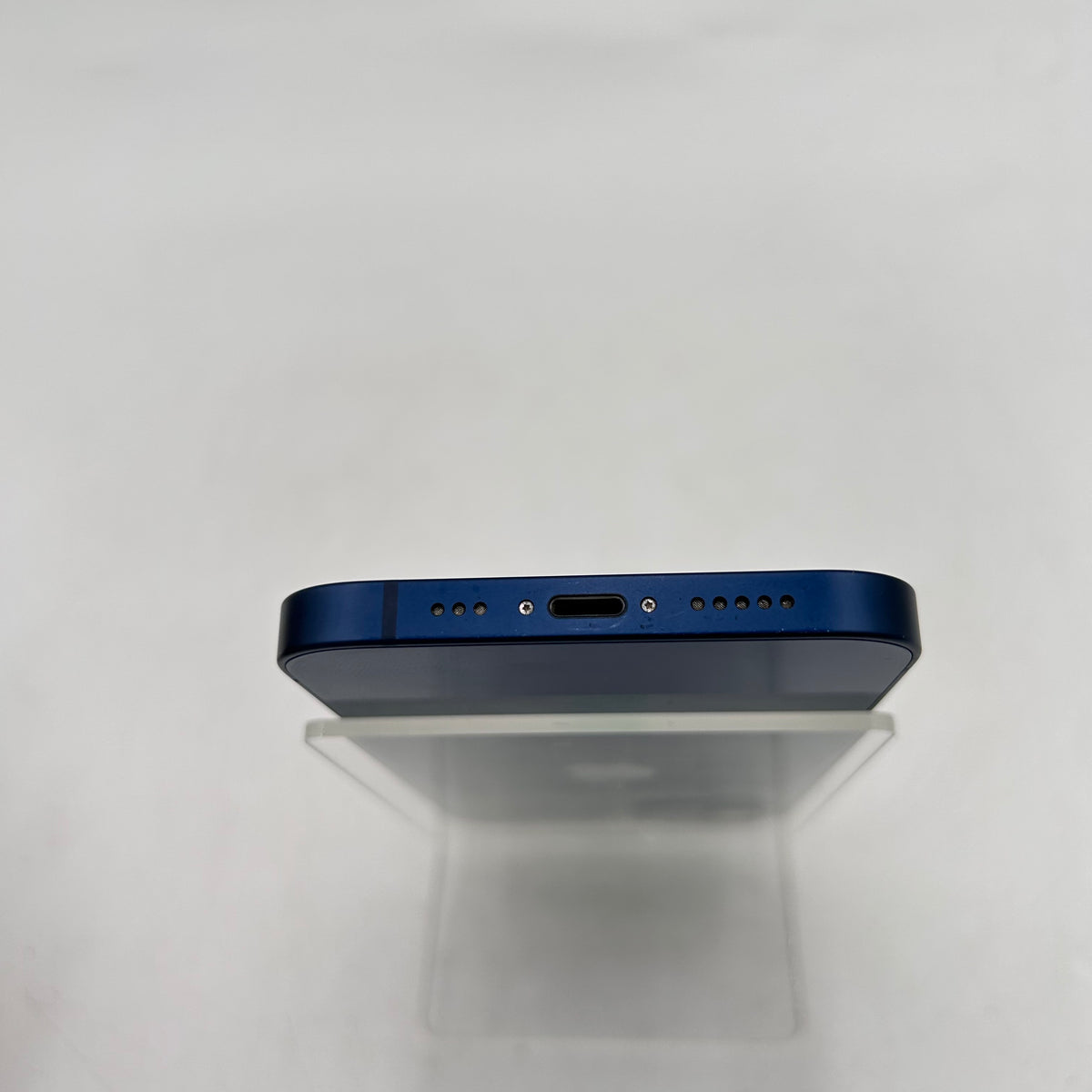 Factory Unlocked Apple iPhone 12 64GB Blue MGF73LL/A