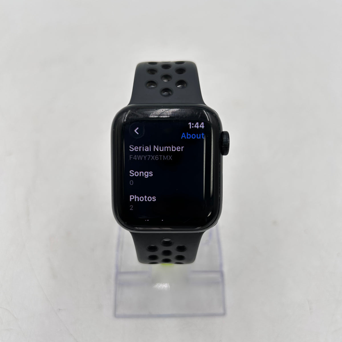 GPS Only Apple Watch SE 2nd Gen 40MM Midnight Aluminum Nike Sport Band MNT73LL/A