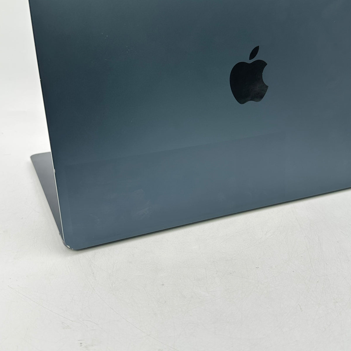 2024 Apple MacBook Air 15" M3 10C GPU 4.0GHz 8GB RAM 256GB SSD A3114