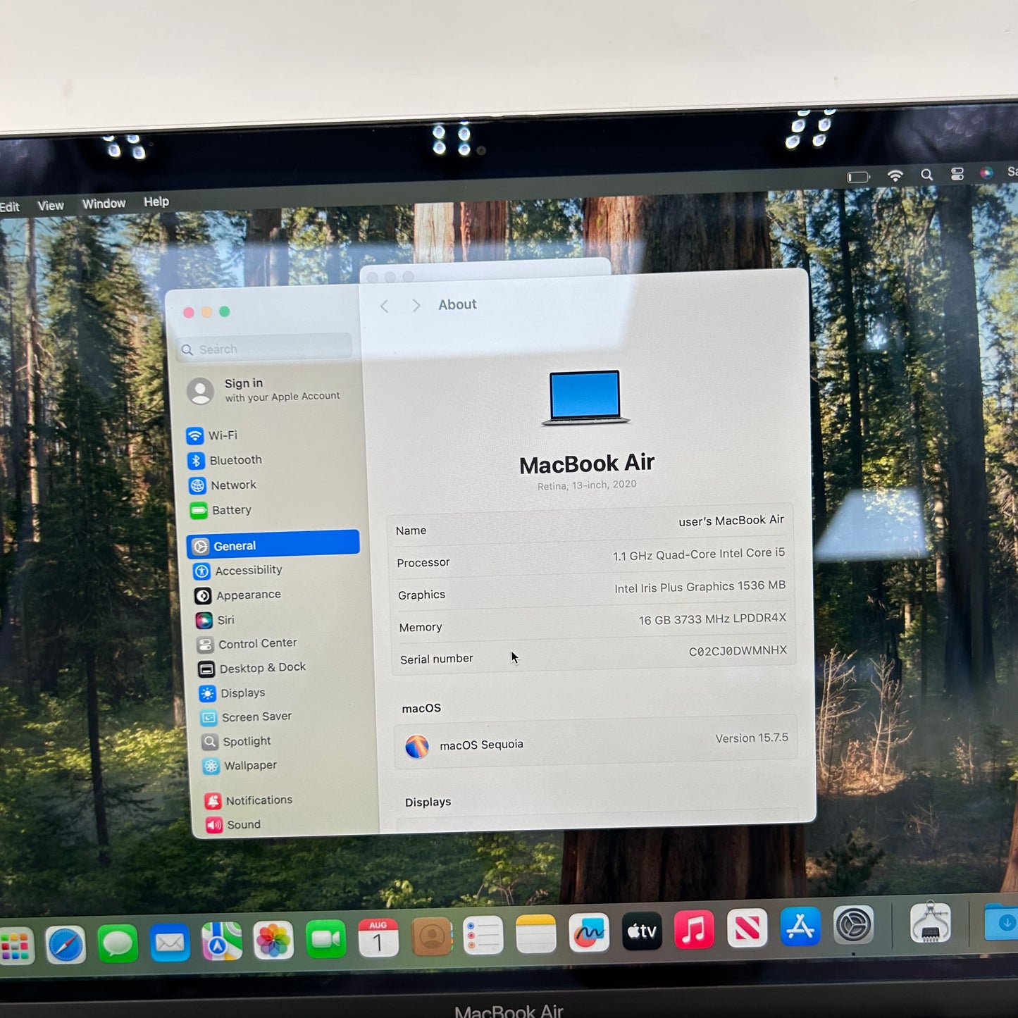 2020 Apple MacBook Air 13.3" i5 1.1GHz 16GB RAM 512GB SSD Space Gray A2179
