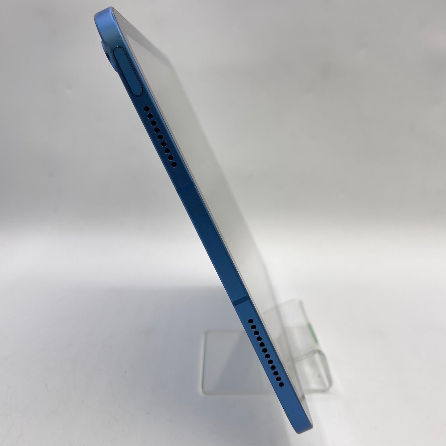 Unlocked Apple iPad 11" (A16) 128GB Blue MD7G4LL/A