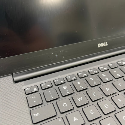 Dell Precision 5520 P56F 15.6" i7-7820HQ 2.9GHz 48GB RAM 4TB SSD Quadro M1200