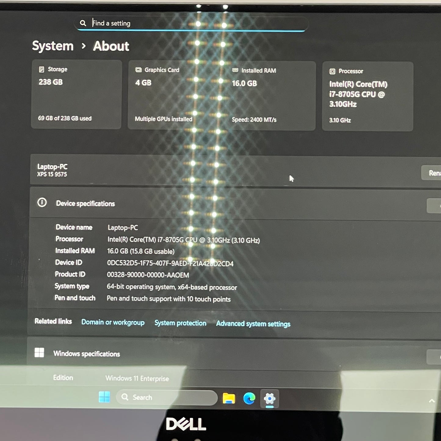 Dell XPS 15 9575 15.6" i7-8705G 3.1GHz 16GB RAM 256GB SSD