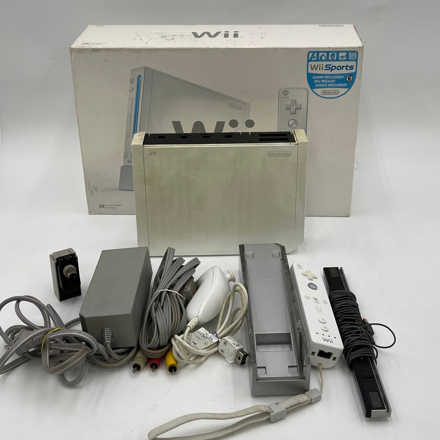 Nintendo Wii Console Gaming System RVL-001 White