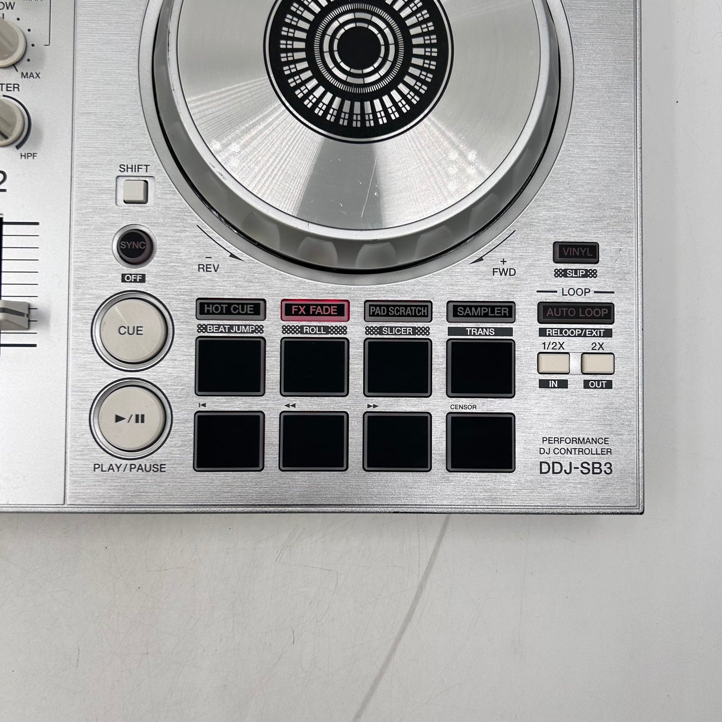 Pioneer DJ DDJ-SB3 2-Channel DJ controller Read