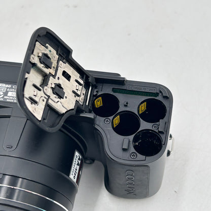 Nikon COOLPIX L100 10.0MP Compact Camera