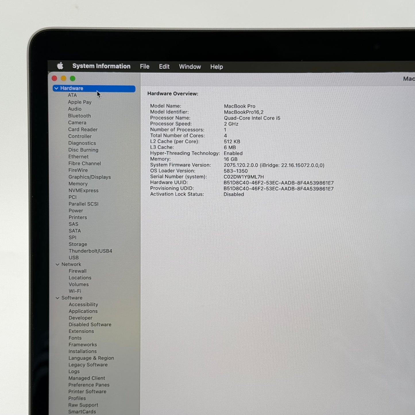 2020 Apple MacBook Pro 13.3" i5 2.0GHz 16GB RAM 512GB SSD Space Gray A2251