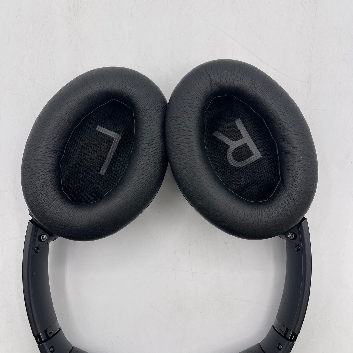 Bose QuietComfort Over-Ear Wireless Bluetooth Headphones Black
