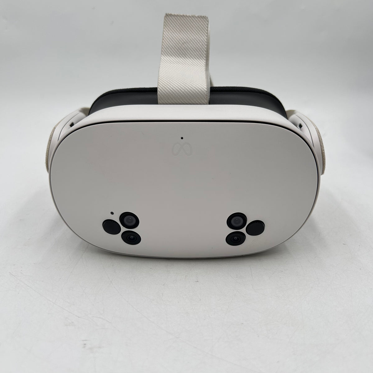 Meta Quest 3S 128GB Standalone All-in-One VR Headset P97