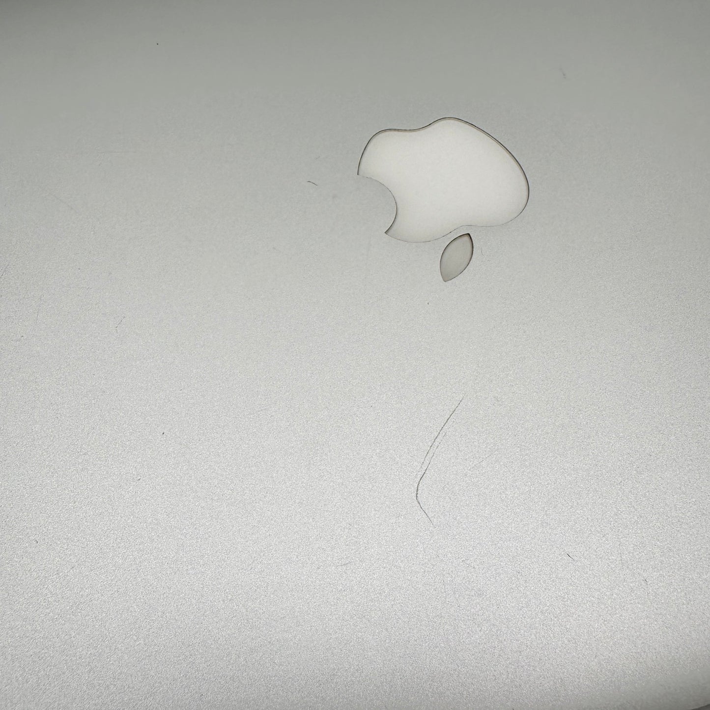 2014 Apple MacBook Air 13.3" i5-4260U 1.4GHz 4GB RAM 128GB SSD Silver A1466