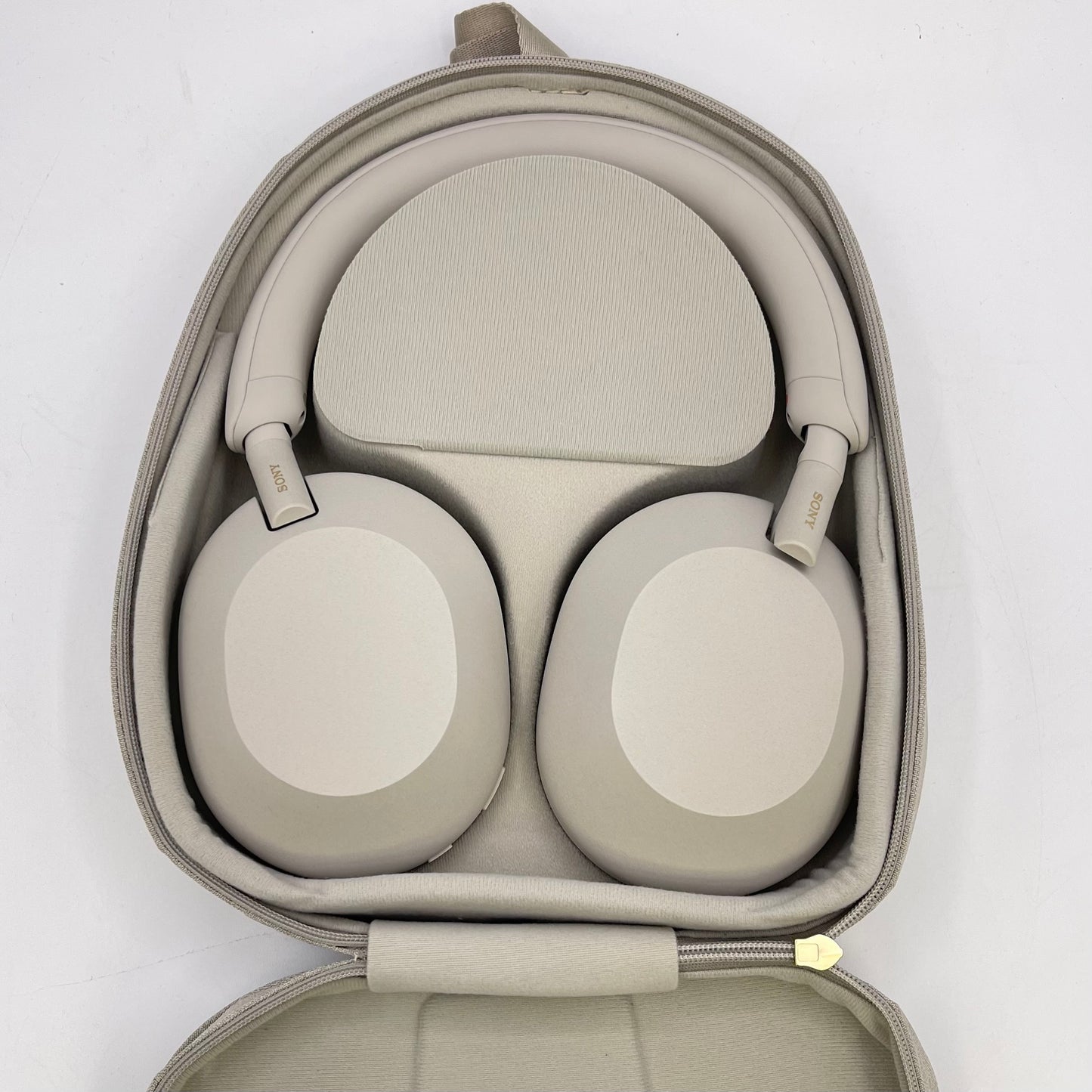 Sony WH-1000XM5 Wireless Noise Canceling Stereo Over Ear Headset Silver YY2954