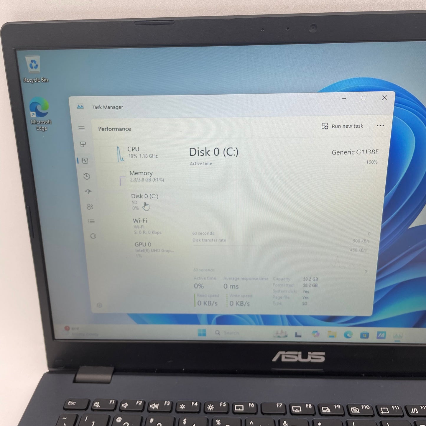 ASUS Vivobook E410M 14" Celeron N4020 1.1GHz 4GB RAM 64GB eMMc UHD Graphics 600