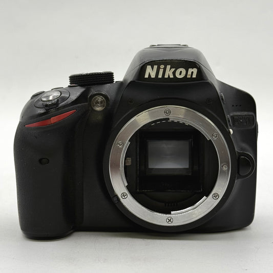 Nikon D3200 24.2MP Digital SLR DSLR Camera