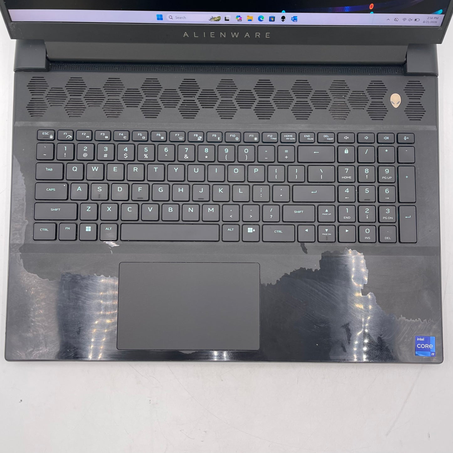 Alienware M18 R1 18" i9-13980HX 2.2GHz 64GB RAM 8TB SSD GeForce RTX 4090 Read